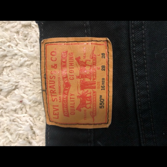 Levi shorts, brand new didn't fit :) - Picture 3 of 4